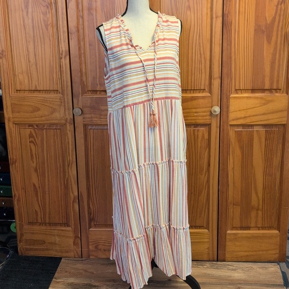 Linda Anderson Dresses & Skirts - Linda Anderson New Elegant Striped Midi Sleeveless Tier Sleeves Dress L